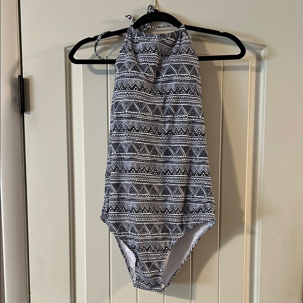 NWT Ekouaer One Piece Swimsuit